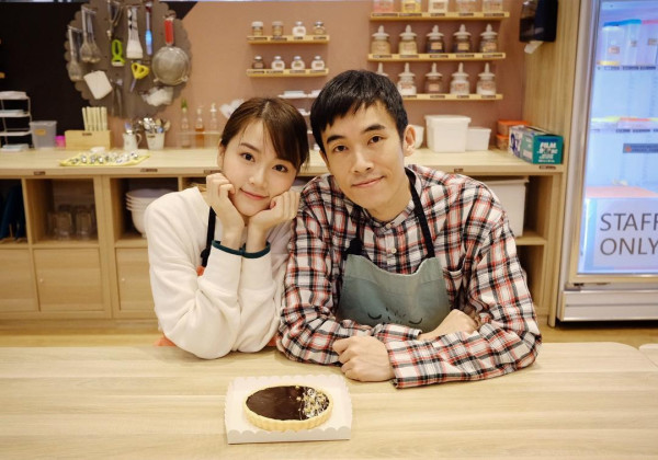 Yanny陳穎欣新婚後首個情人節高調曬鑽飾 老公視角超激罕放閃「眼中得一人」