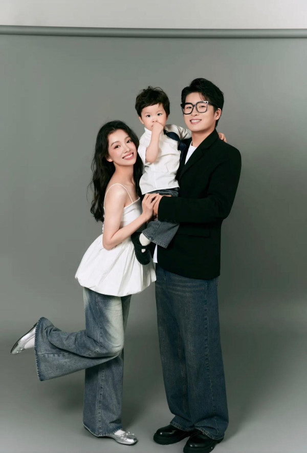 照片來源：大眾點評@百年好合輕婚紗·全家福