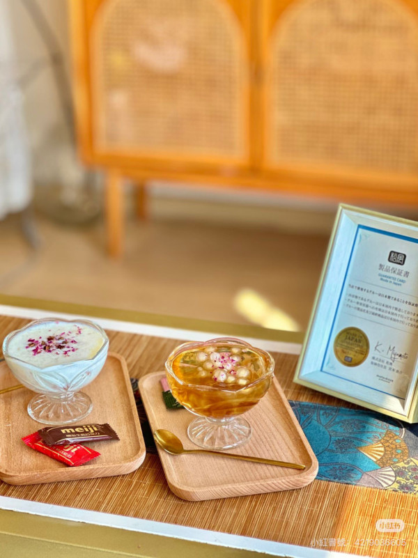 照片來源：小紅書@TR Nail 日式美甲美睫（南山萬象天地店）