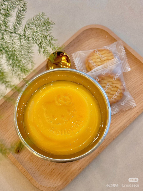 照片來源：小紅書@TR Nail 日式美甲美睫（南山萬象天地店）