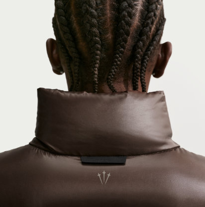 NOCTA x Nike 羽絨外套(圖: nike.com.hk) NOCTA x Nike 羽絨外套(圖: nike.com.hk)