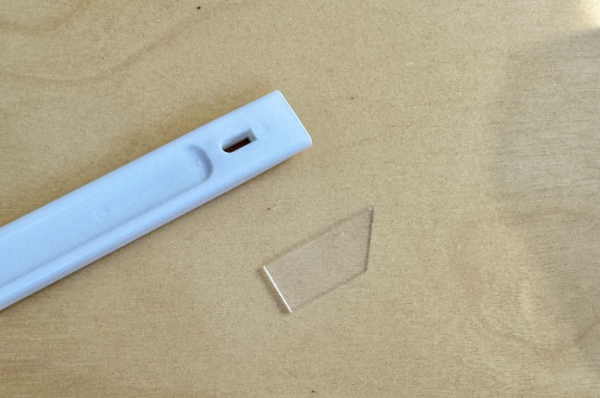 激落君縫隙鏟$12解決廚房死角 日本清潔達人大讚：爐頭油垢一秒剷走、附3款替換芯