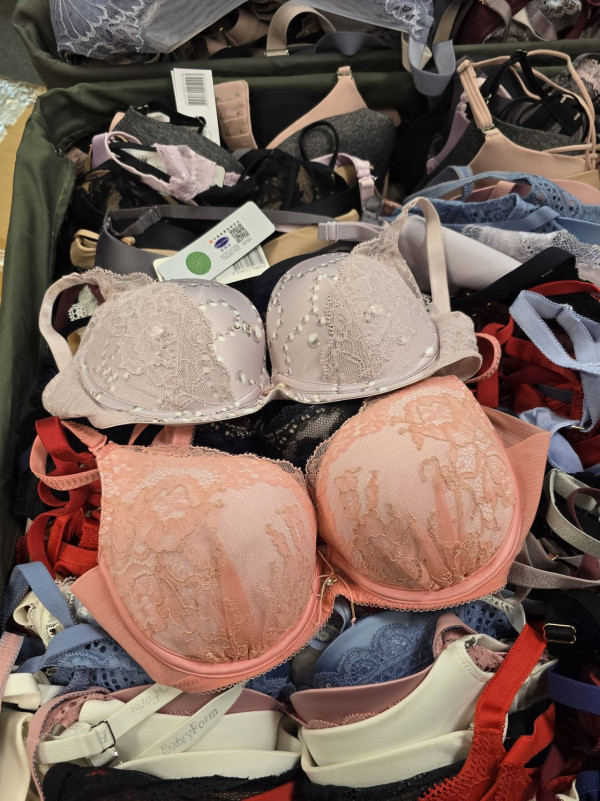 尖沙咀海港城名牌開倉低至1折！Coach香水$200起／LAURA MERCIER買1送1！美妝/女裝/外套/內衣/行李箱