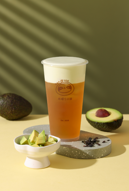 再睡5分鐘全新「牛油果奶蓋」系列   急口令挑戰！$1升級限定奶蓋