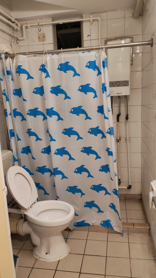 公屋二派竟獲「共用廁所」單位？網民揭恐怖內幕勸退：變相呃機會！港媽收信嚇窒