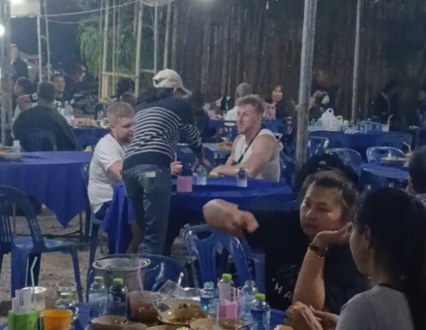 圖片來源:FB @Charantorn Chaloemkiad 圖片來源:FB @Charantorn Chaloemkiad