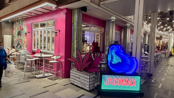 Jacomax Pizzeria驚喜重返銅鑼灣！必試全港獨家椰子號沙嗲醬Pizza / 藍芝士蘋果薄餅