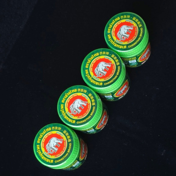 泰國食品藥物管理局（FDA）於1月29日發出警告，指出一款名為「泰象牌（Chang Thai）」的2克草藥吸入劑未出現在官方註冊名錄中 (圖： FDA Thai facebook)