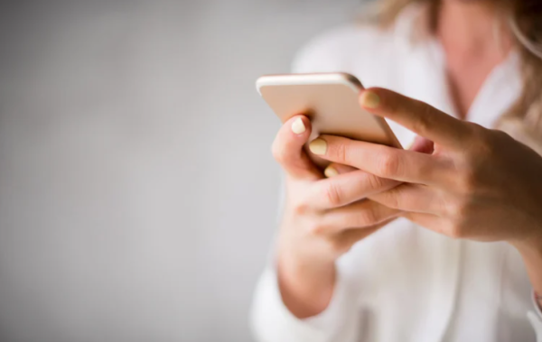 沖涼順便洗面＝爛面？呢個動作令皮膚快老10年！專家揭5大護膚禁忌