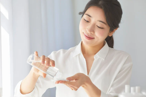 沖涼順便洗面＝爛面？呢個動作令皮膚快老10年！專家揭5大護膚禁忌