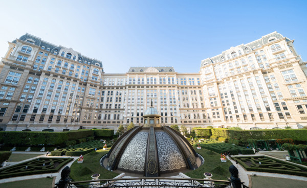 過年玩轉澳門，跟住內文打卡、搵食、潮買！新一年，繼續豐衣足食，玩得盡興！ 