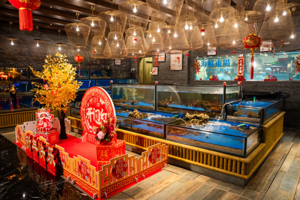 過年玩轉澳門，跟住內文打卡、搵食、潮買！新一年，繼續豐衣足食，玩得盡興！ 