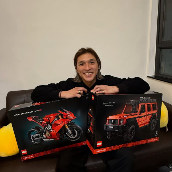 42歲男歌手罕有回應轉行做巴士司機！被指經濟拮据曾蝕過百萬陷財困？ 