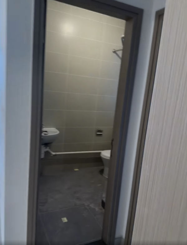 樂啟都匯703單位內部曝光。圖片來源：Facebook群組「公屋討論區」