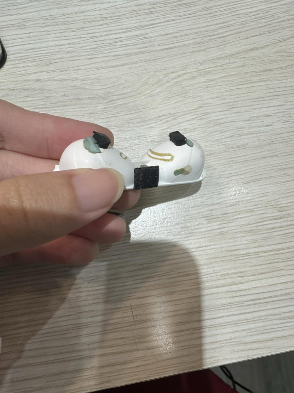 AirPods 身首異處？充電盒斷裂成通病　一眾苦主籲必做此事