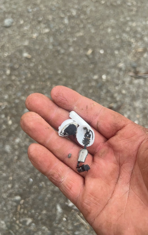 AirPods 身首異處？充電盒斷裂成通病　一眾苦主籲必做此事