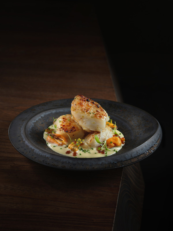 銅鑼灣全新日法餐酒館正式開業 嚴選頂級牛肉/原始柴火燒烤/日法融合料理