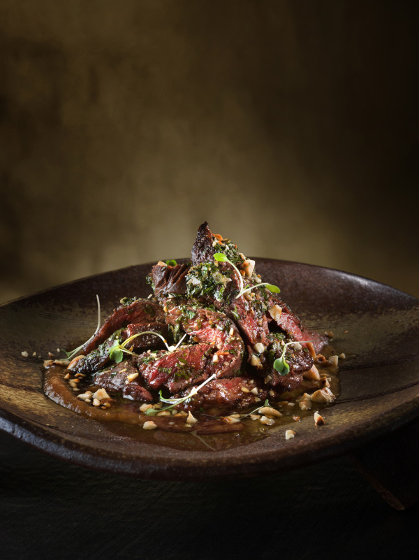 銅鑼灣全新日法餐酒館正式開業 嚴選頂級牛肉/原始柴火燒烤/日法融合料理