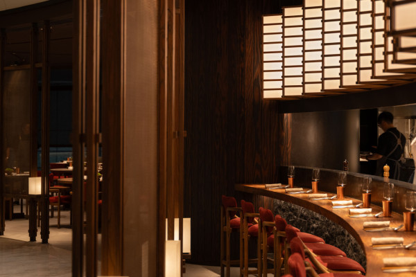 銅鑼灣全新日法餐酒館正式開業 嚴選頂級牛肉/原始柴火燒烤/日法融合料理