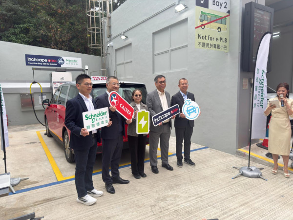 直擊全港首個「AI 油電站」今日啟動 App 一鍵預約「保證有位」【即睇收費詳情】