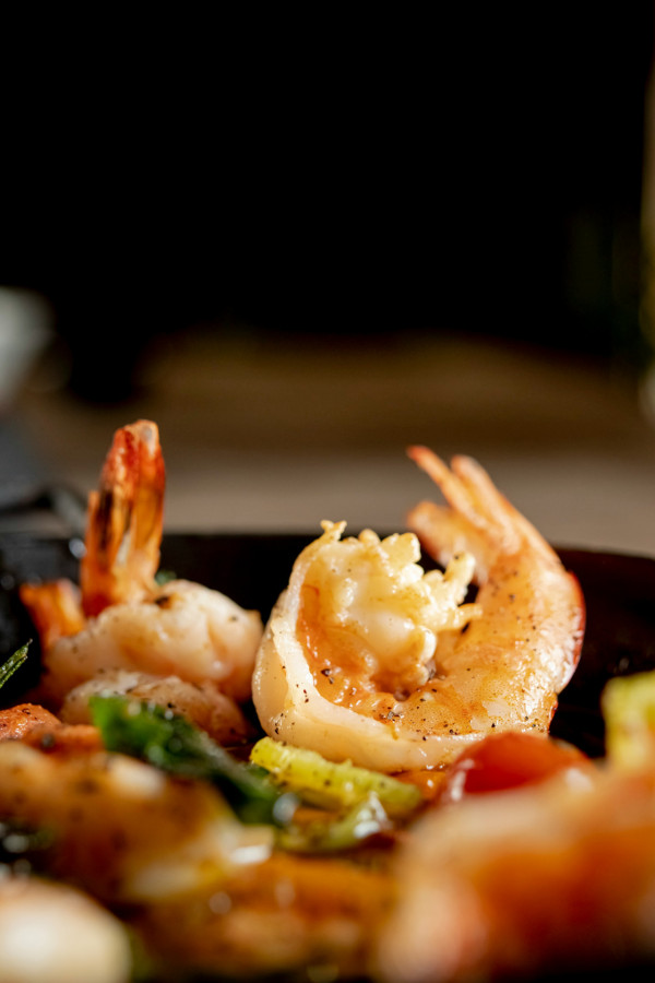 團年飯驚見7道菜急加餸反變「真．食七」？網民教睇中式酒席計餸規矩 糯米飯/甜品原來唔計！