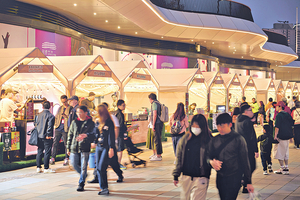 年宵2026｜全港TOP5花市推介懶人包！維園女僕魚蛋/觀塘日昇小食韭菜餅/啟德脆皮鹹豬手/安成宰現身掃街