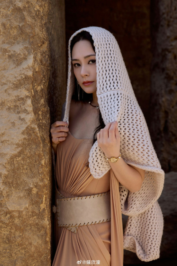 阿嬌飛埃及慶生零濾鏡生圖超驚艷!45歲少女感似食防腐劑「360度無死角」