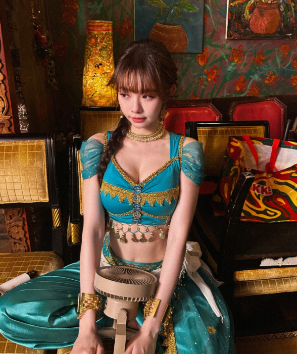 林明禎近鏡大解放34E白滑雙峰！私密自拍曝性感內衣晒導彈胸逼到爆