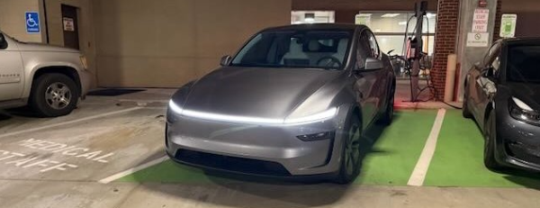 Tesla 自動駕駛救人一命！司機心臟病發失去意識　醫生：遲啲都救唔返