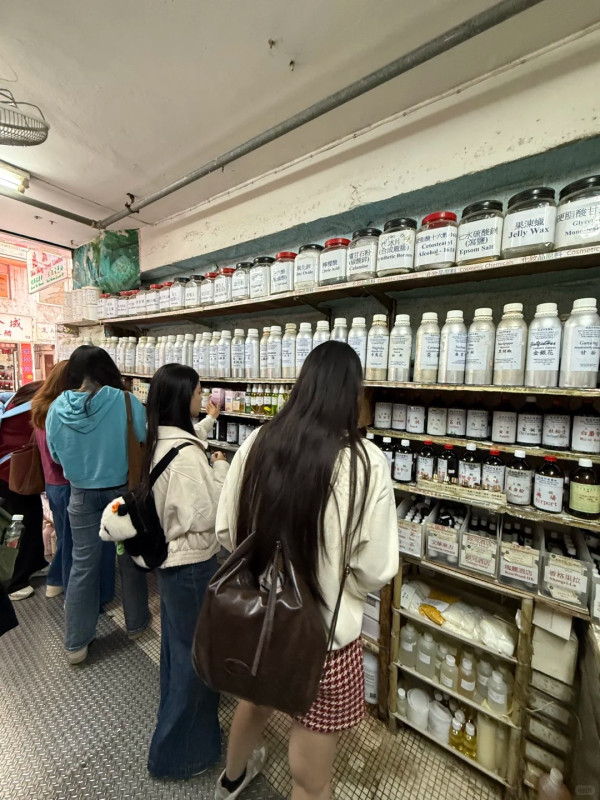 上環老字號又排長龍？Threads瘋傳$80神還原「五星級酒店香」 舒淇都用