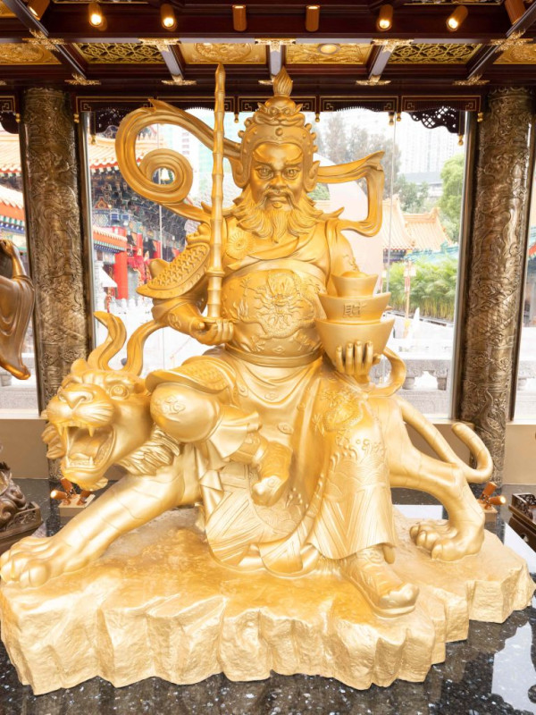 黃大仙廟年廿九通宵派利是！指定時段攞財神卡、拜太歲/頭炷香/禁忌一覽