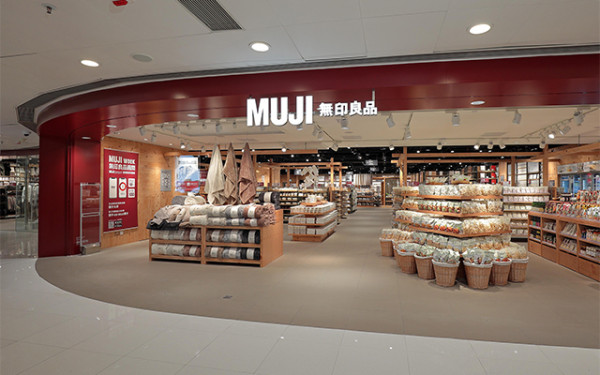MUJI $18「百潔布」爆紅！外表似紙巾？網民實測去鏽水垢：後悔太遲買