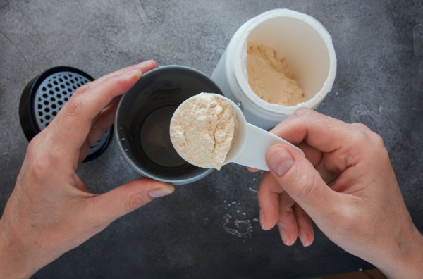 傷肝腎食物︱醫生揭5大傷肝腎粉狀食物 花生粉/即溶咖啡都上榜！教4招保護肝腎