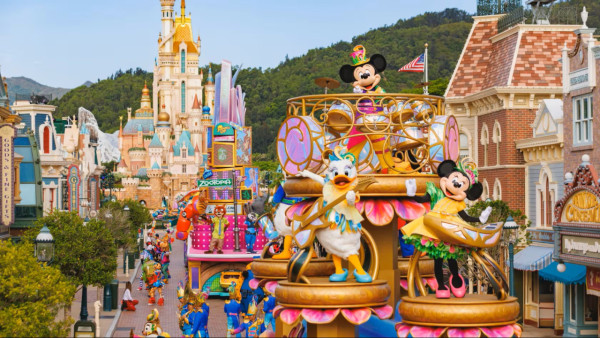 迪士尼路牌登陸全港＋大年初一花車現身尖沙咀！港人門票75折、2人同行慳$470