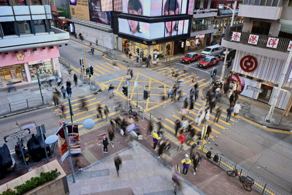 全港15個「打斜過馬路」路口名單曝光！沙田/將軍澳成大贏家 實測慳30%時間