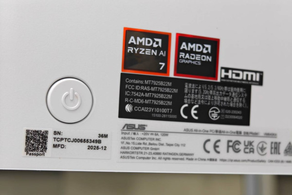 ASUS V600 AiO 實測｜2026 蝸居電腦神機！1.7cm 纖薄機身 HDMI-in 秒變打機顯示器