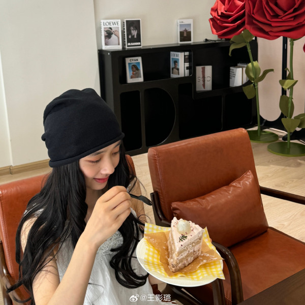 歡樂茶飯｜「00後小花」王影璐憑3部主演劇人氣爆紅！搭檔陳飛宇曾被傳同居約會