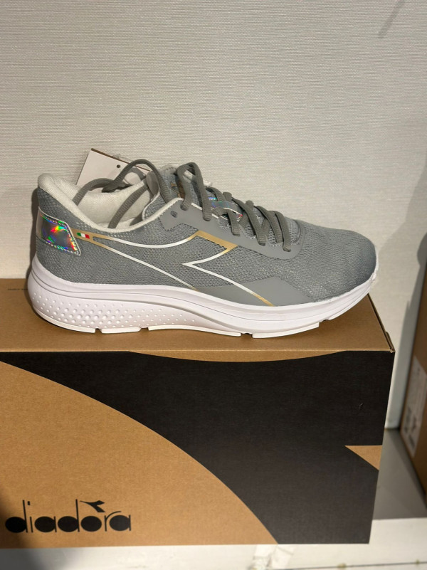 銅鑼灣時代廣場新春開倉低至1折！鞋履+家品+廚具特賣 中式鑊半價/運動鞋$200起/背包$239起