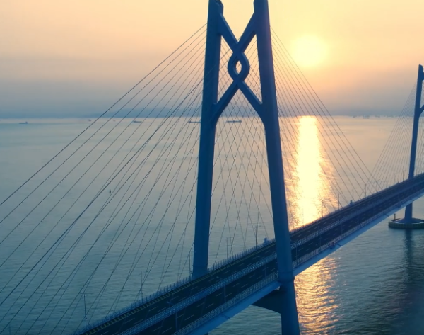 港珠澳大橋緊急封路！2.15起人工島便橋停用！新年北上改道攻略：恐大塞車？