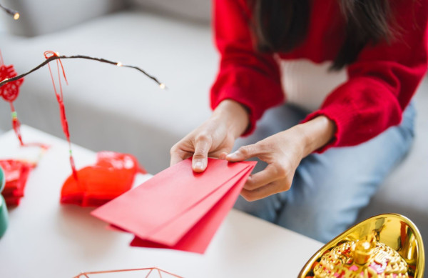 新年忌穿紅色？紅馬年「3生肖」穿錯恐運滯 專家教揀4大開運色代替