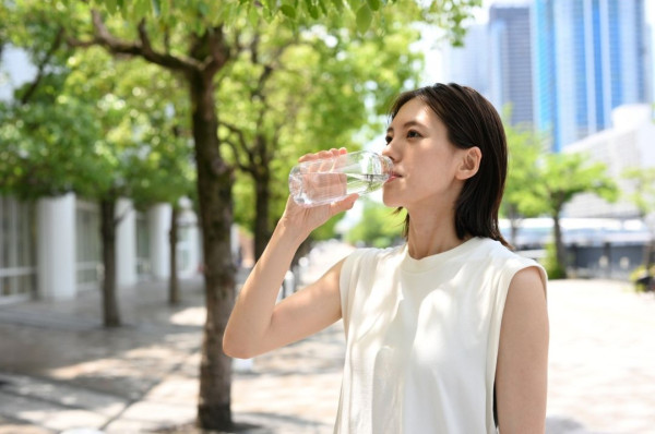 外遊健康貼士︰食物飲水及腸胃安全（圖片來源︰Canva）