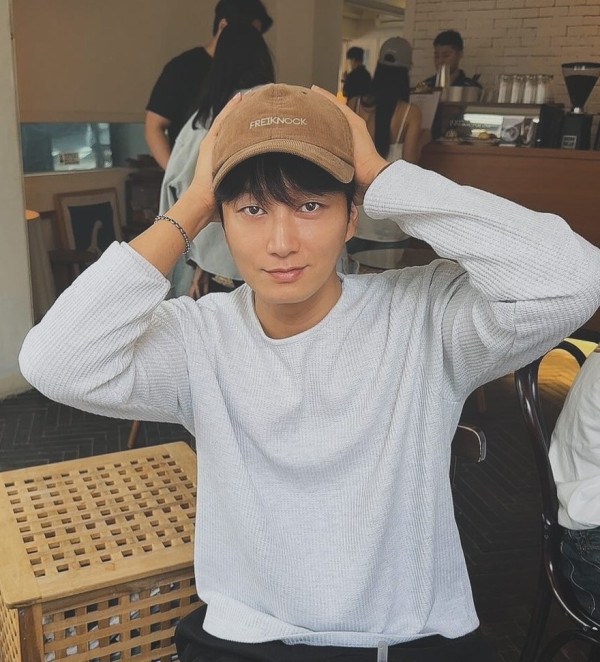 訂閱男友線上看|Jisoo與10大男神輪流約會:徐仁國/李洙赫/徐康俊豪華陣容!Netflix上線時間