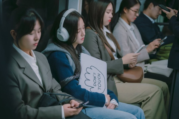 訂閱男友線上看|Jisoo與10大男神輪流約會:徐仁國/李洙赫/徐康俊豪華陣容!Netflix上線時間