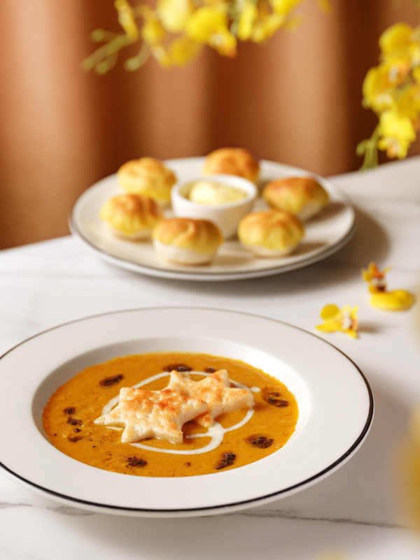 PizzaExpress中西合璧賀年菜！必試「黃金菠蘿包」/爆餡海鮮薄餅 會員享高達半價優惠