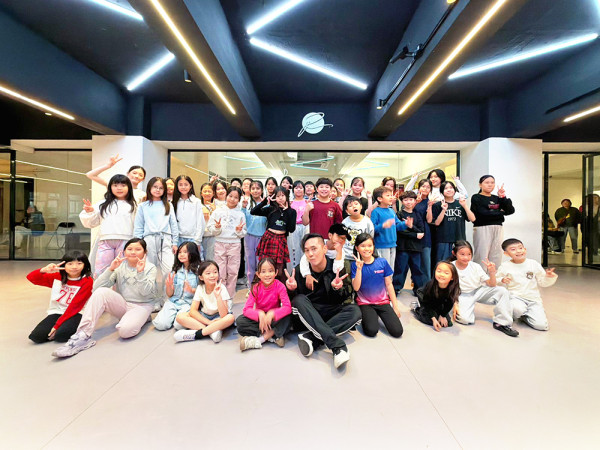 搶先睇新春花車設計!旅發局「國泰新春國際匯演之夜」花車巡遊+精彩表演 為馬年賀歲打頭陣