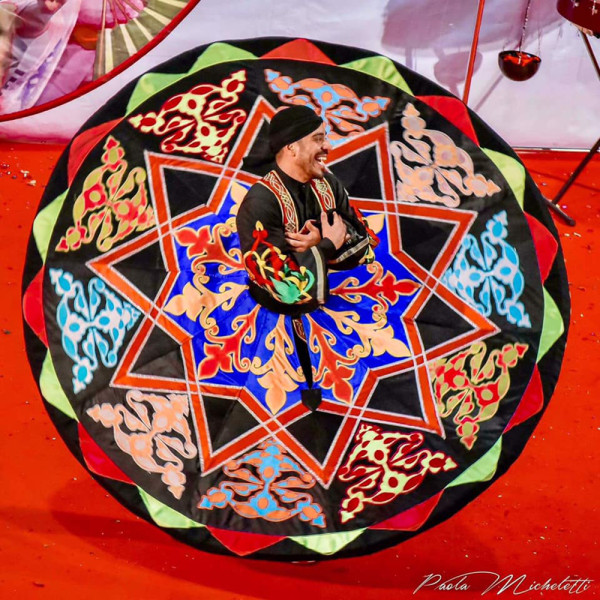 搶先睇新春花車設計!旅發局「國泰新春國際匯演之夜」花車巡遊+精彩表演 為馬年賀歲打頭陣