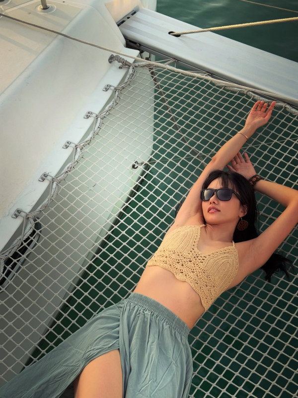 35歲女藝人情人節後突然暗示分手!與星二代拍拖兩年最終互刪合照:回歸一個人