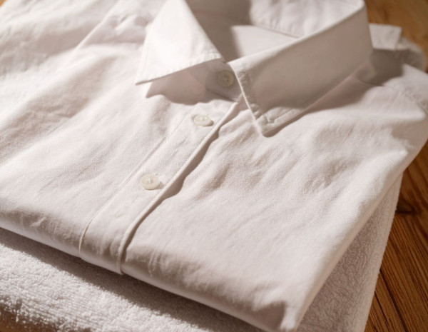 白衫污漬秒變新！$26「超強」去污神器實測：清走陳年黃漬/血跡！3款顏色點揀？