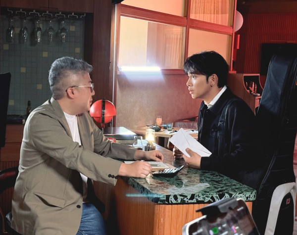 造星VI季軍范卓賢Jacky Fan新人Solo出道！新歌《淚光萬歲》加碼預告出4首歌