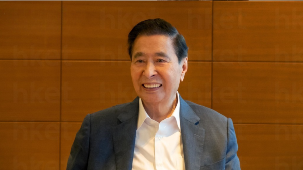 2026福布斯香港富豪榜｜李嘉誠身家按年增78億美元！李兆基兒子/鄭家純家族都有上榜